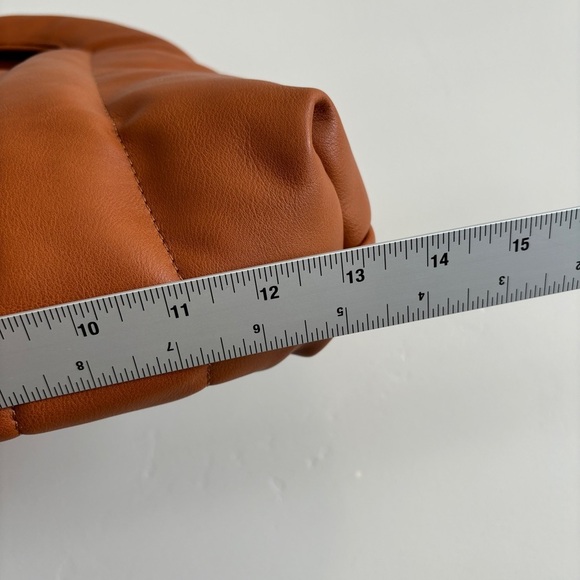 Fawn Design womens brown matte quilted handbag NWT with dust bag and strap - Picture 4 of 10